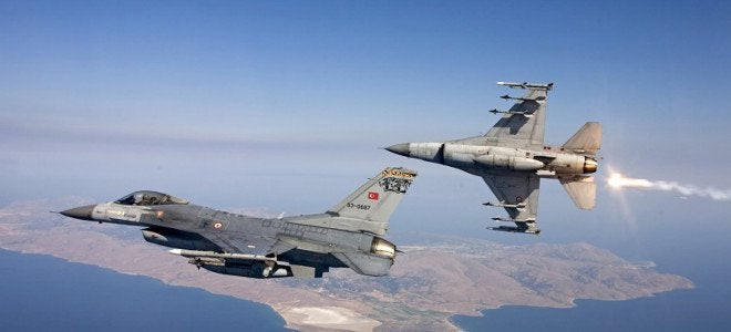Τρεις παραβιάσεις του FIR Αθηνών από τουρκικά μαχητικά